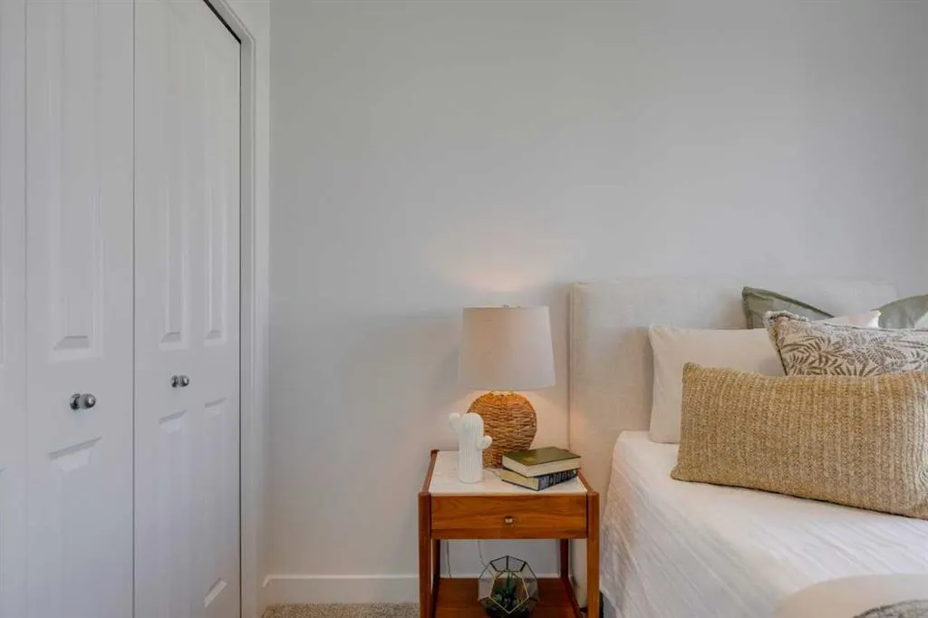 65 Belvedere Point SE, #303