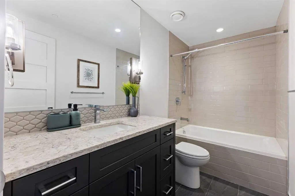 101A Stewart Creek Rise, #102
