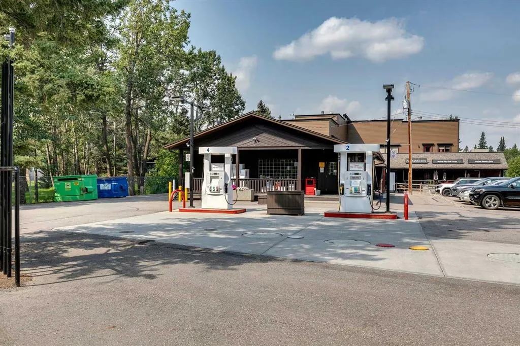 186007 Priddis Valley Road W