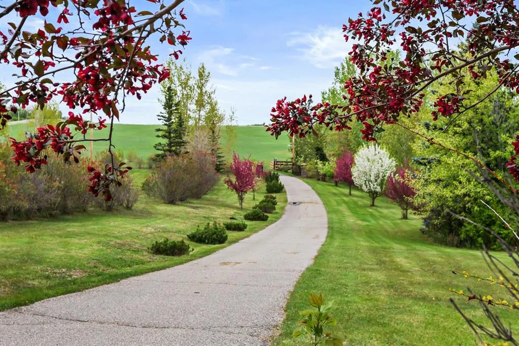 243121 16 Street E, #200