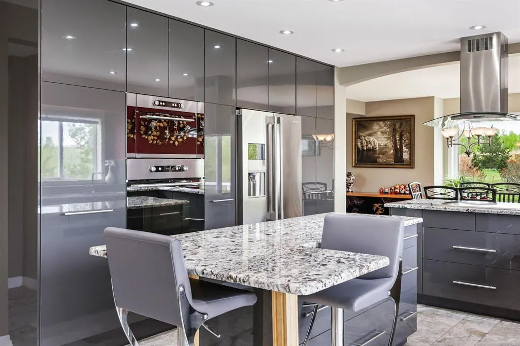 243121 16 Street E, #200