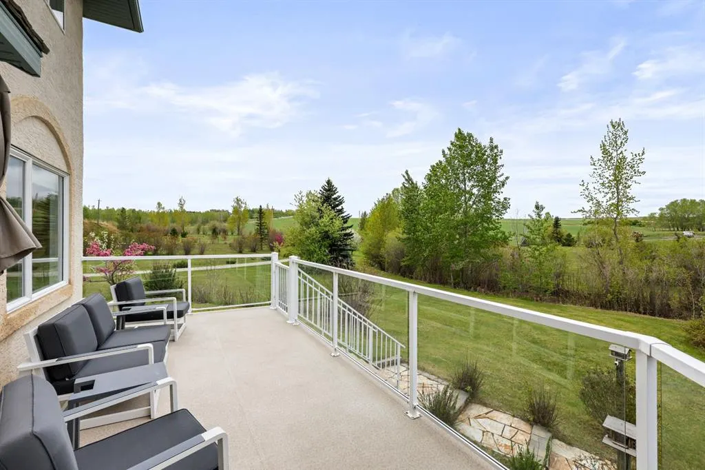 243121 16 Street E, #200