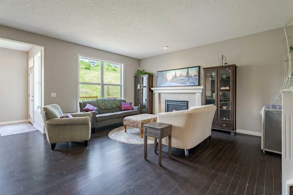 290 Chaparral Valley Terrace SE