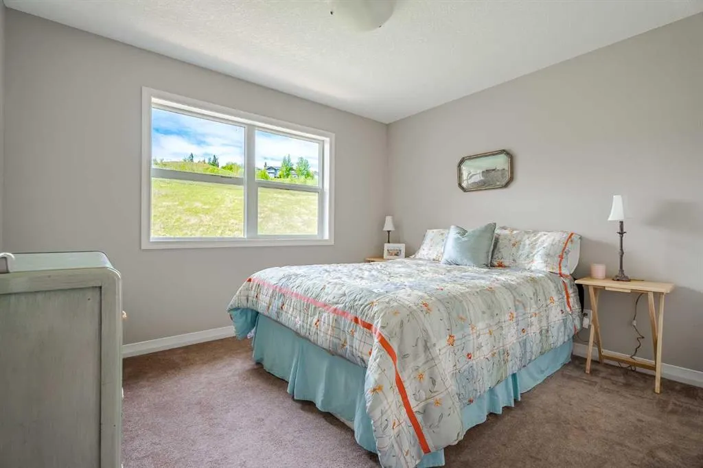 290 Chaparral Valley Terrace SE