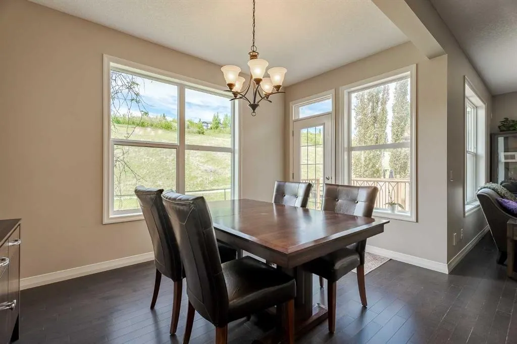 290 Chaparral Valley Terrace SE
