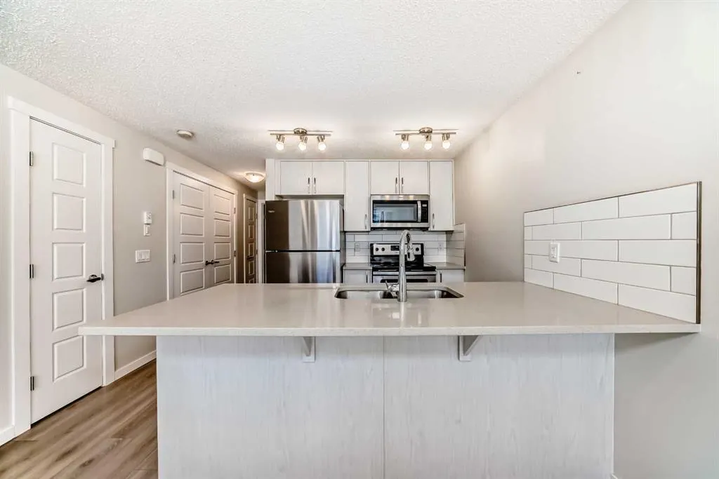 109 Cranbrook Square SE