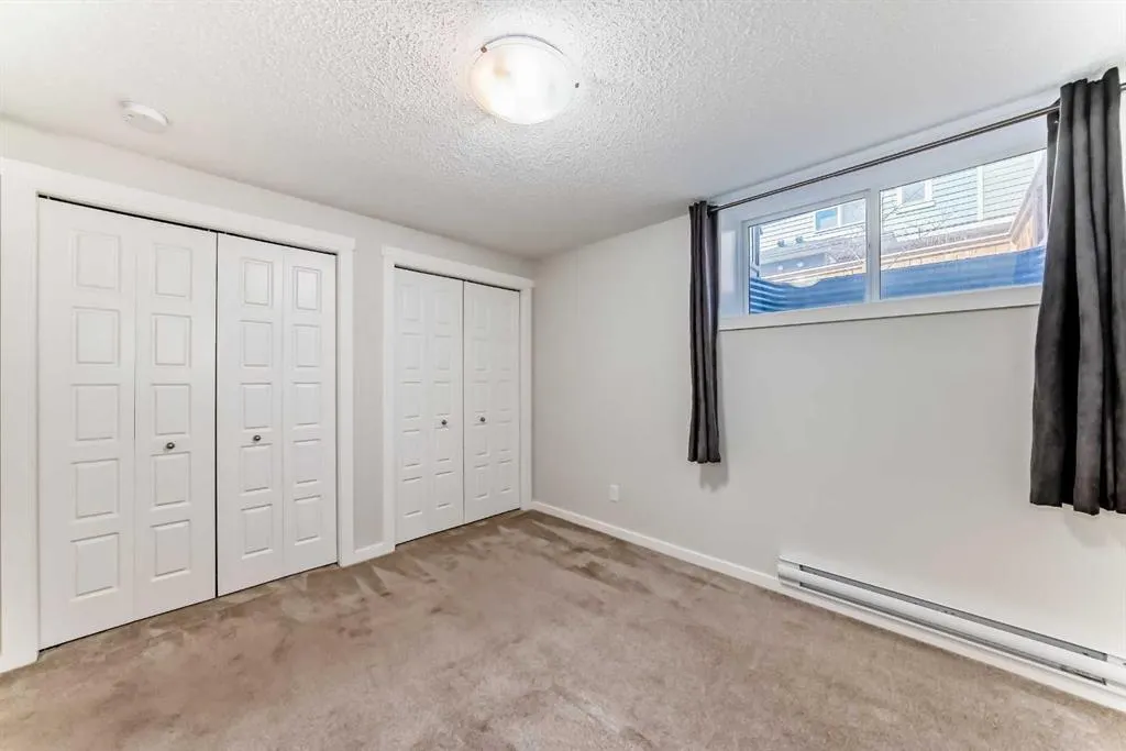 109 Cranbrook Square SE