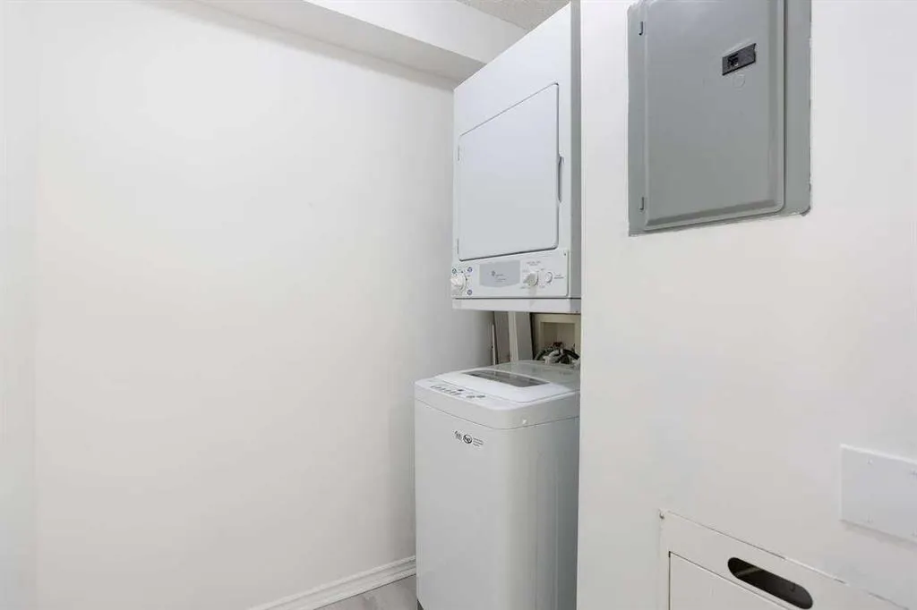 60 Panatella Street NW, #3105
