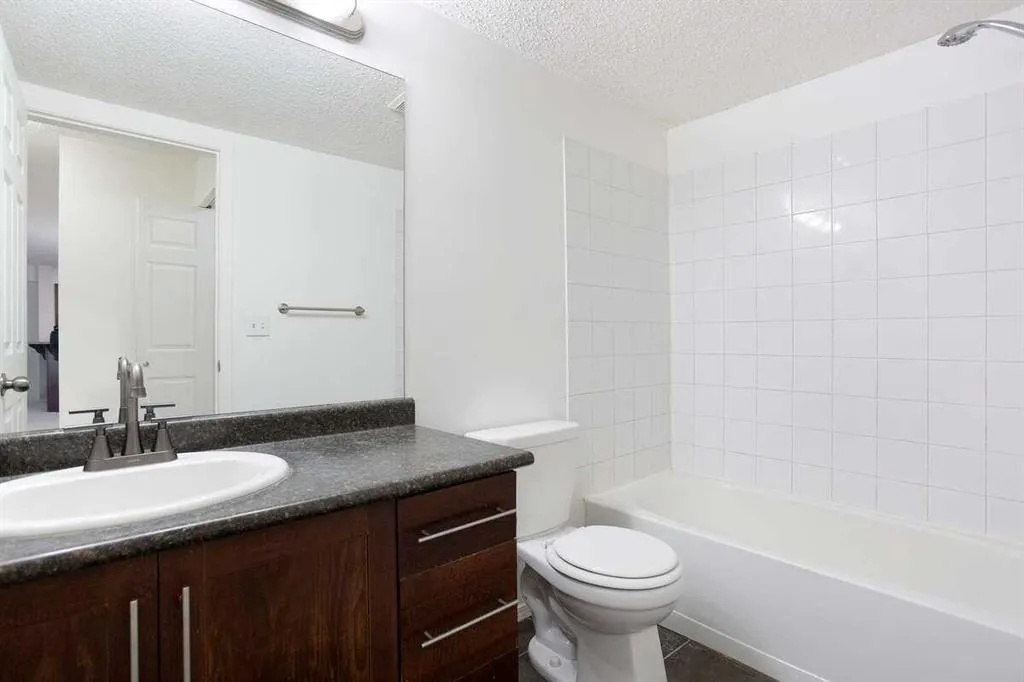 60 Panatella Street NW, #3105