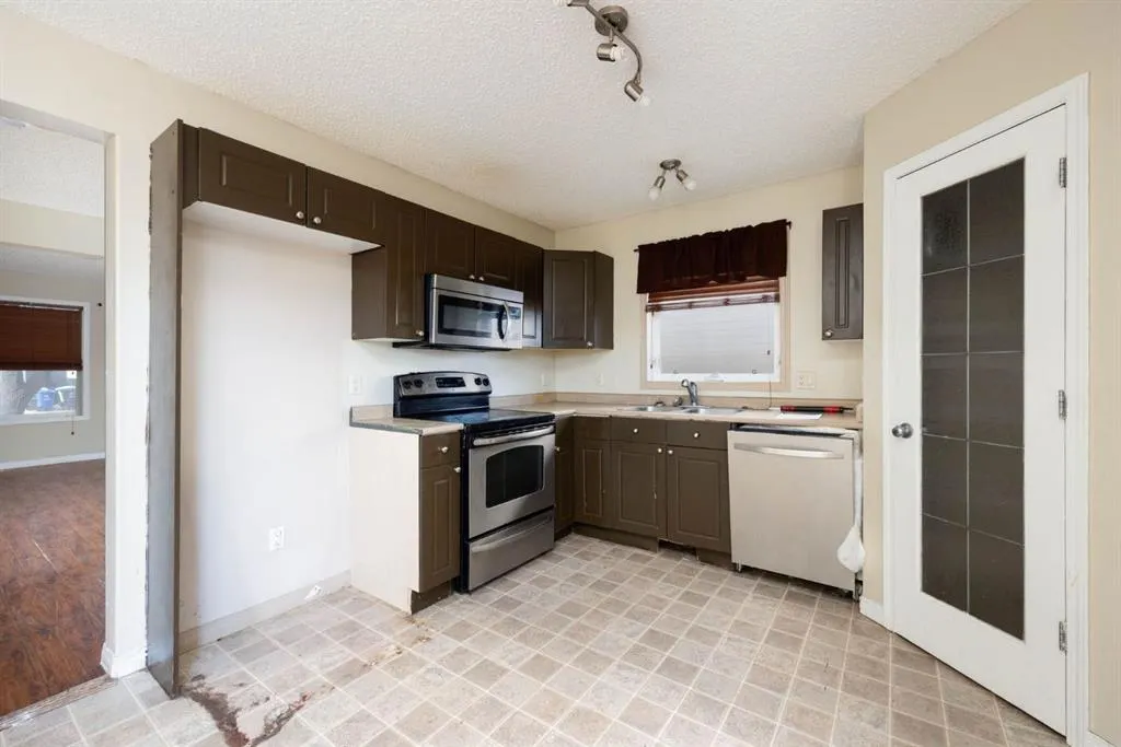134 Rattlepan Creek Crescent