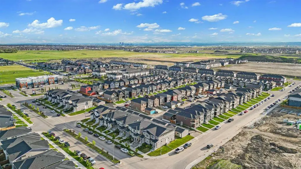 20 Saddlestone Drive NE, #202