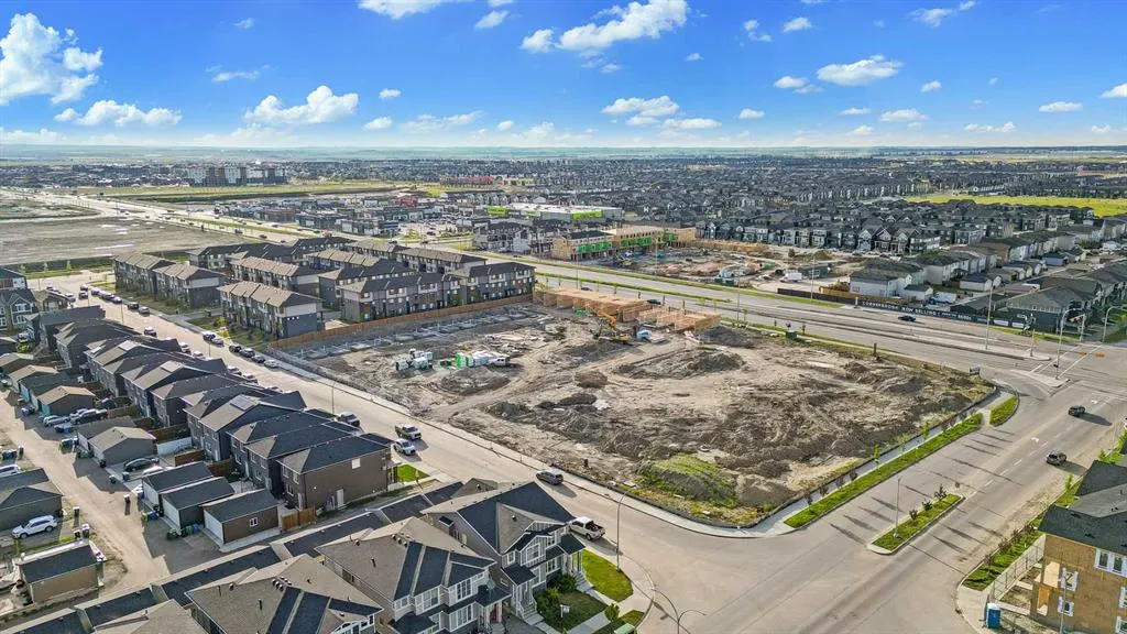 20 Saddlestone Drive NE, #202