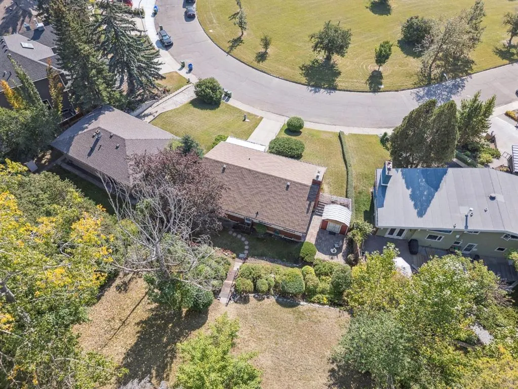 14 Hawthorne Crescent NW
