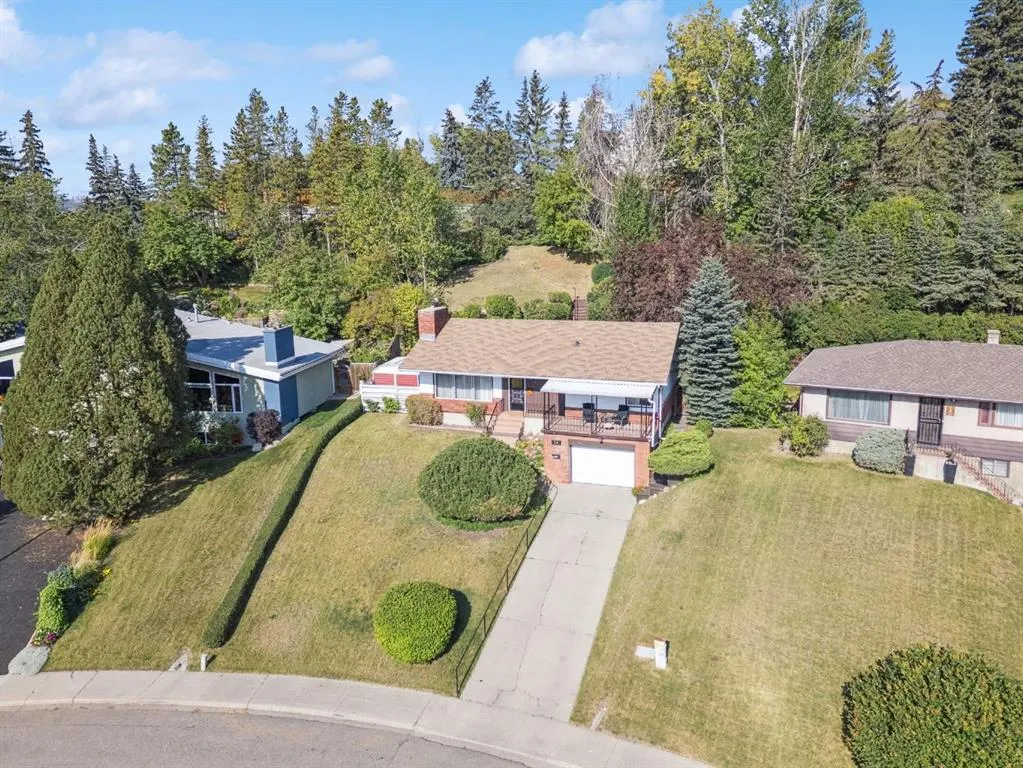 14 Hawthorne Crescent NW