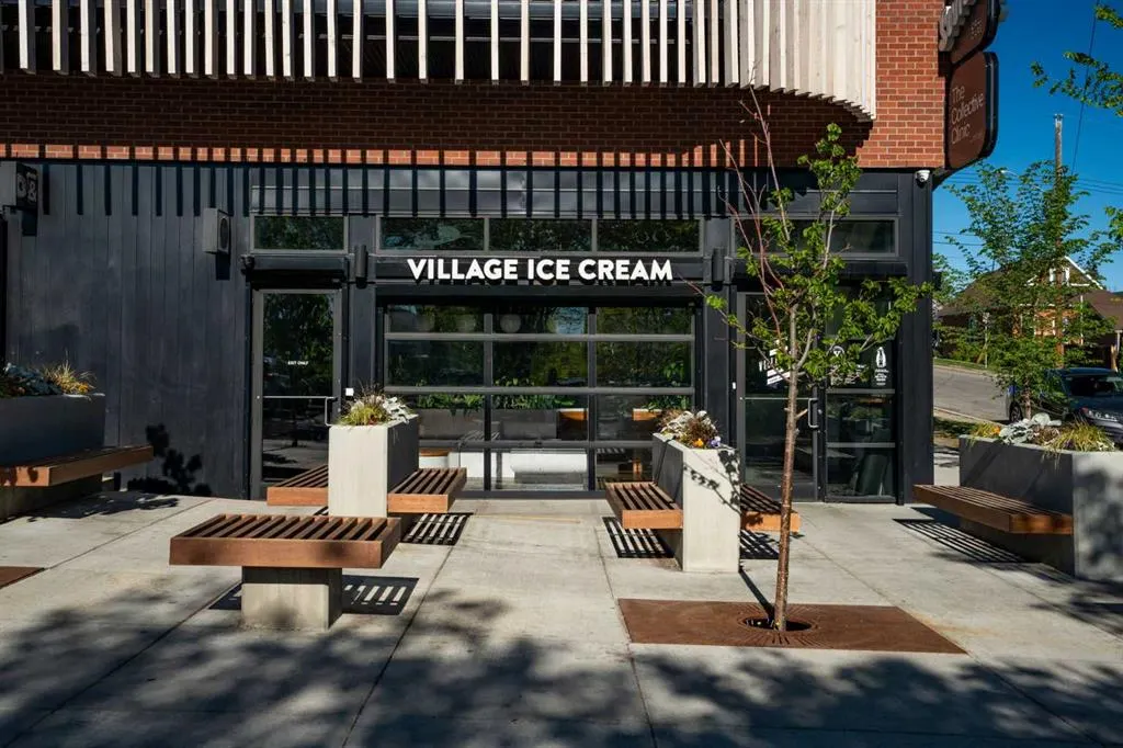 910 Centre Avenue NE, #633