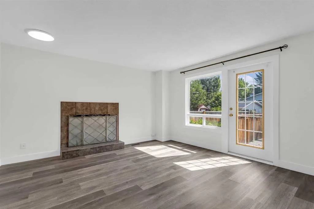 100 McKinley Road SE