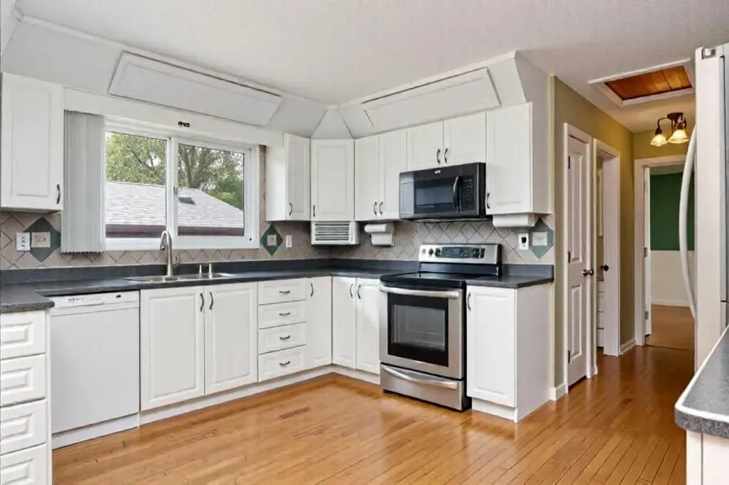 577 Beacon Hill Drive
