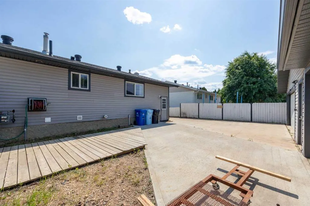 577 Beacon Hill Drive