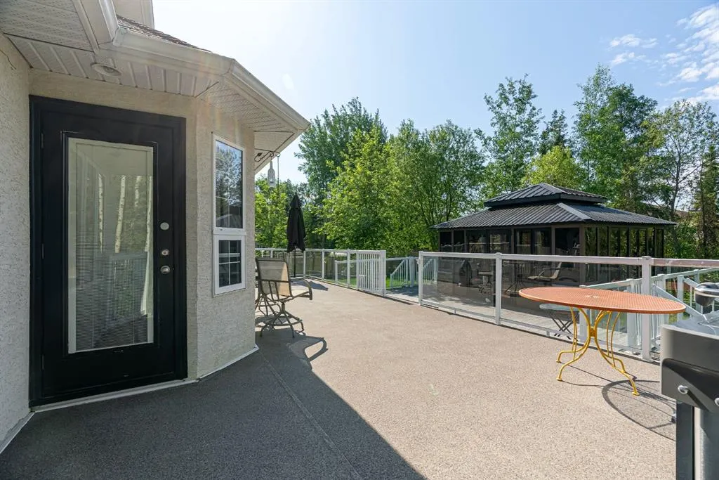 113 Wood Buffalo Way
