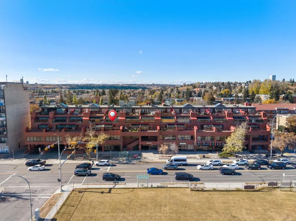 1505 8 Avenue NW, #418