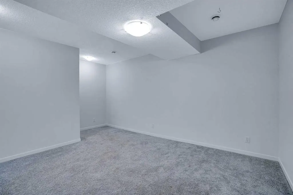 95 Seton Heath SE