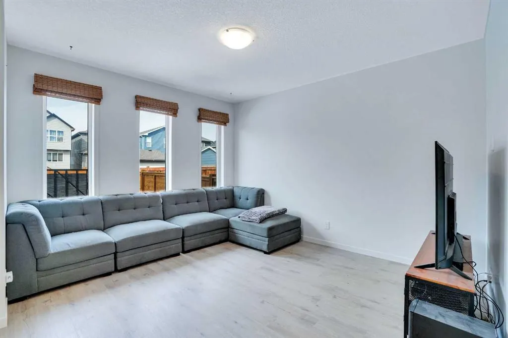 95 Seton Heath SE