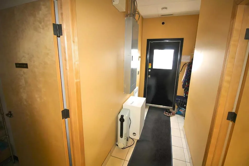 5021 Parkwood Road, #2
