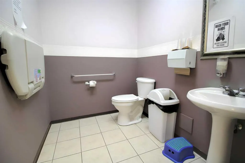 5021 Parkwood Road, #2