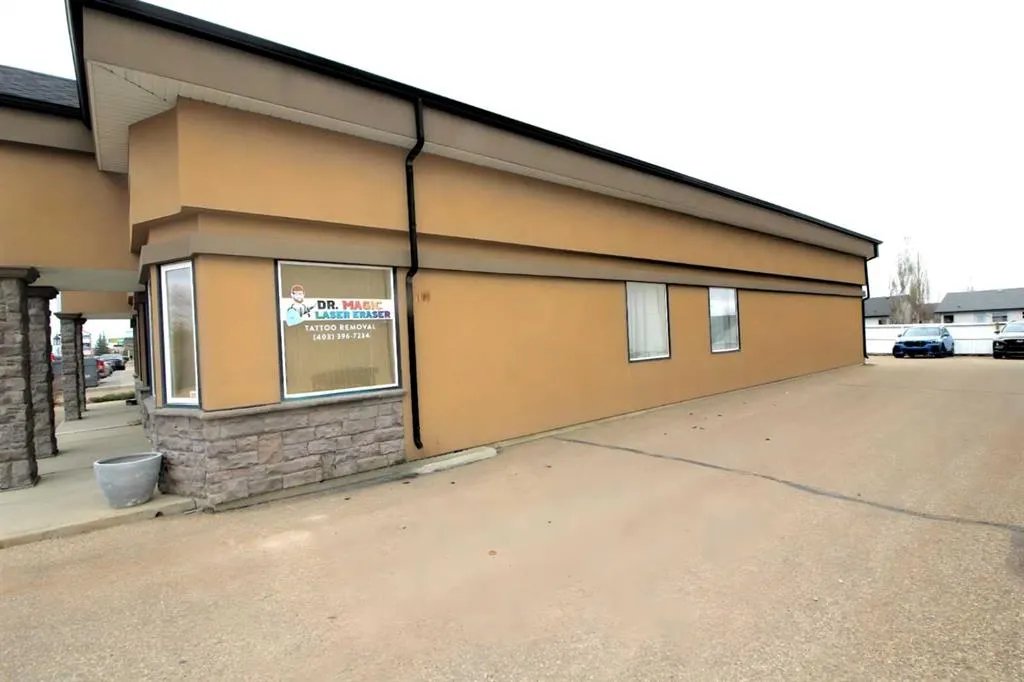 5021 Parkwood Road, #2