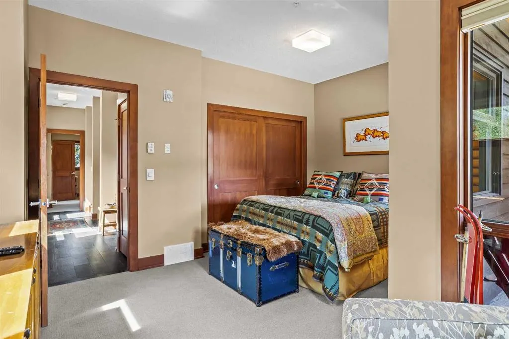 3000J Stewart Creek Drive, #601