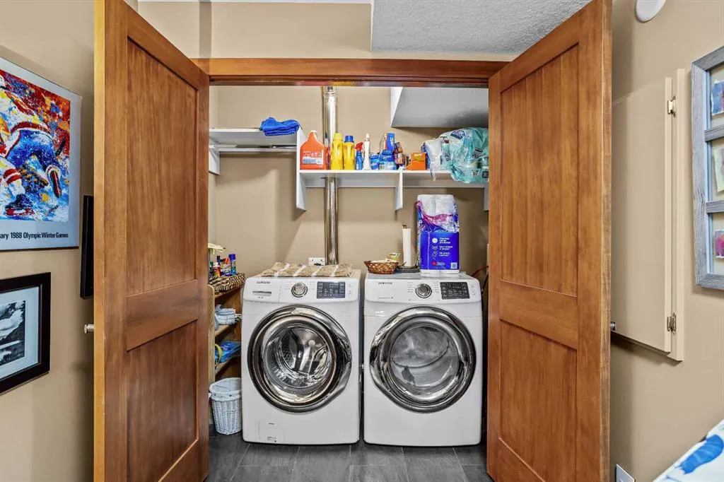 3000J Stewart Creek Drive, #601
