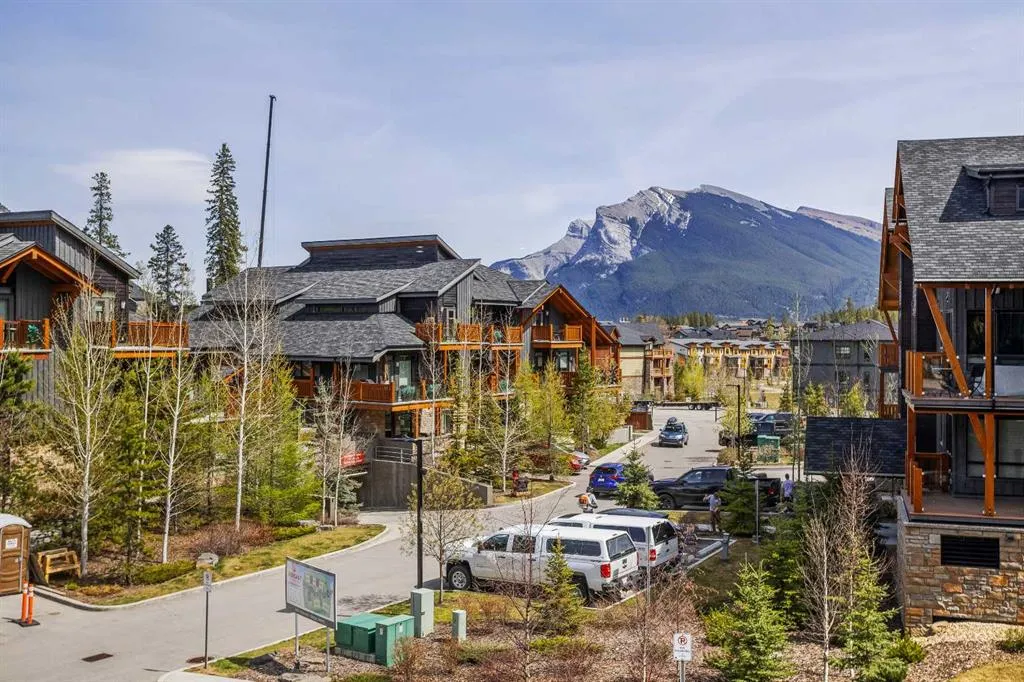 3000J Stewart Creek Drive, #601