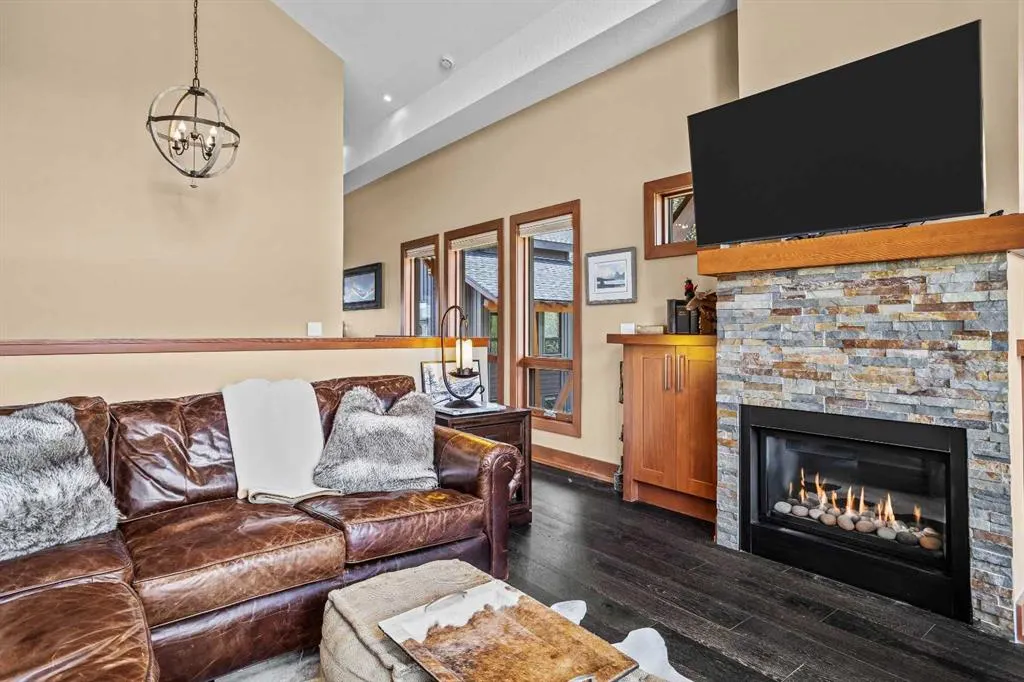 3000J Stewart Creek Drive, #601