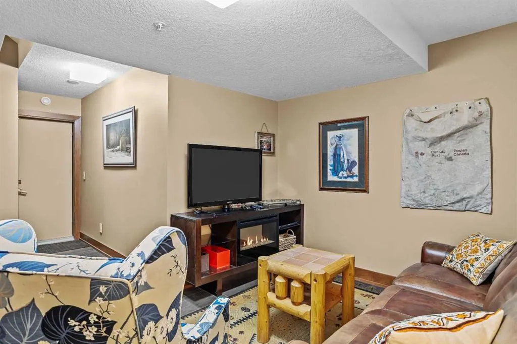 3000J Stewart Creek Drive, #601