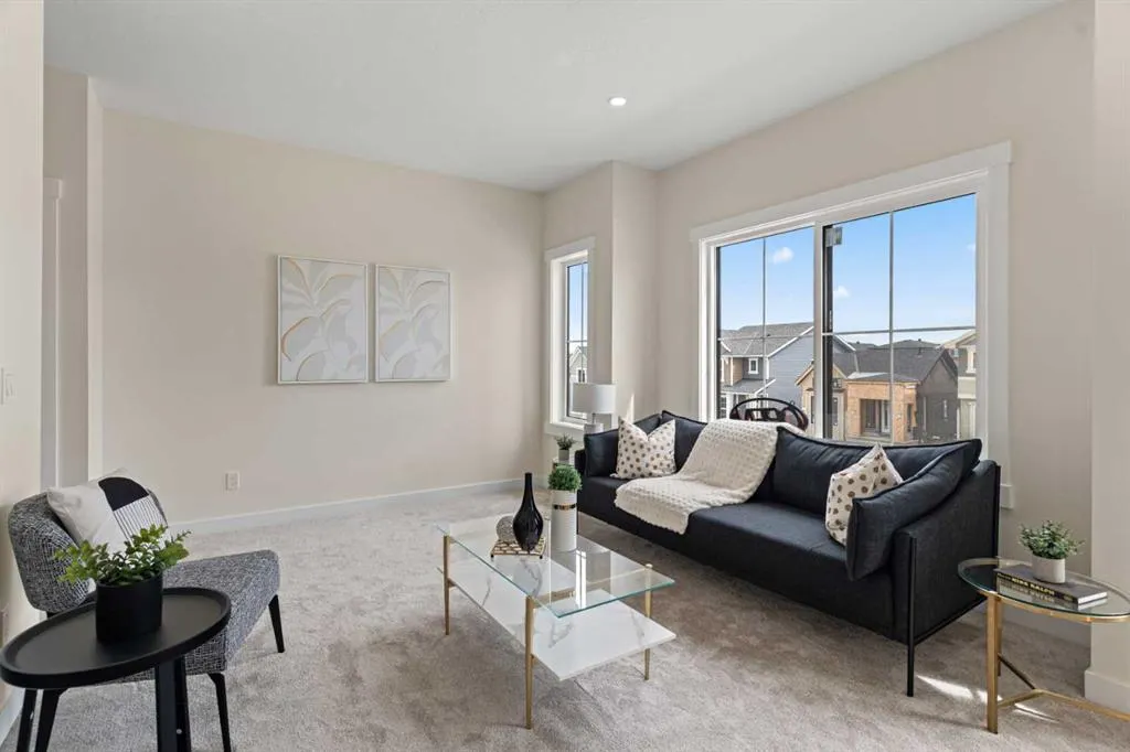 1176 Iron Ridge Avenue