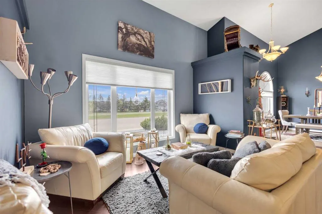 10 Willow Springs Crescent