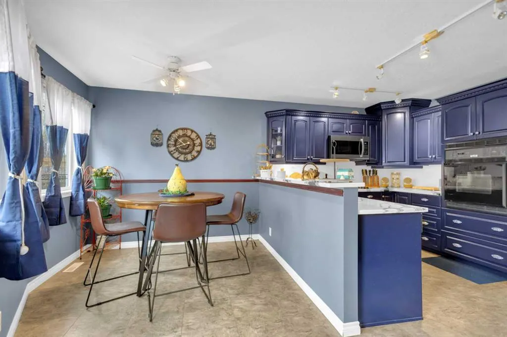 10 Willow Springs Crescent