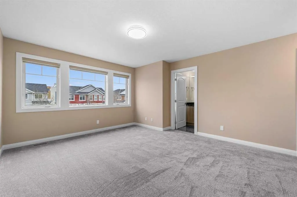 53 Redstone Avenue NE