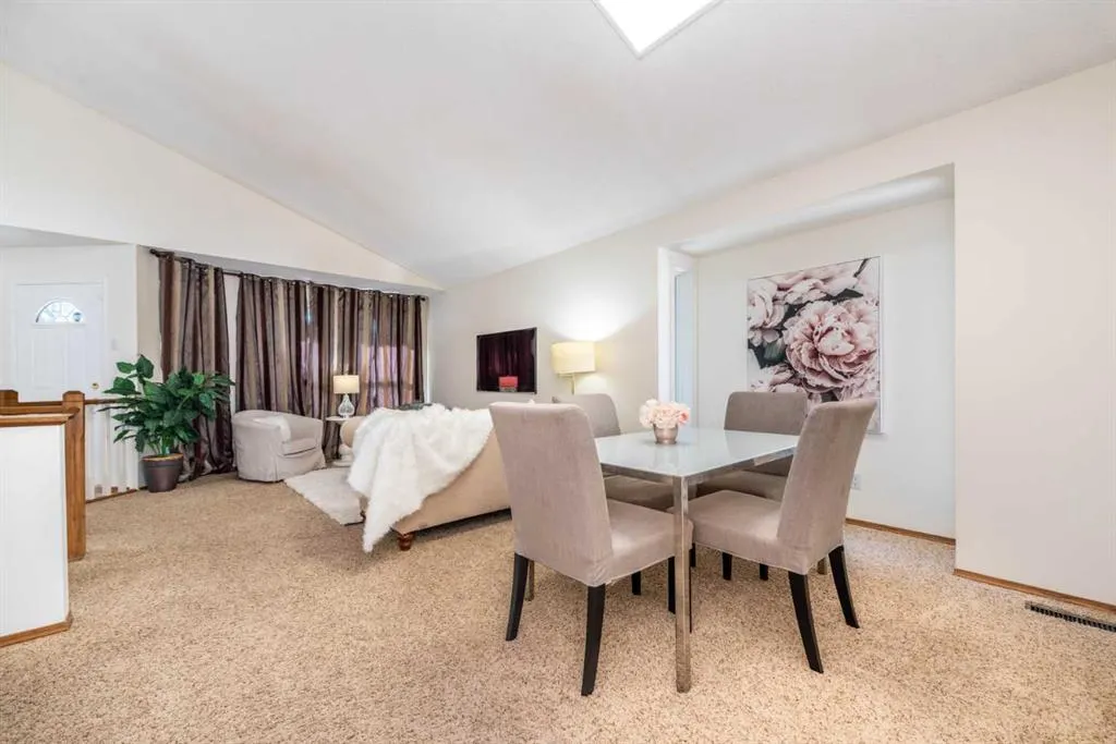 251 Douglas Woods Drive SE