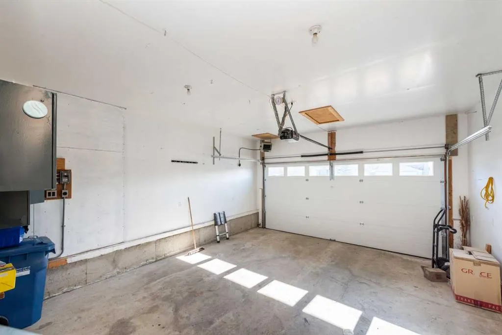 251 Douglas Woods Drive SE