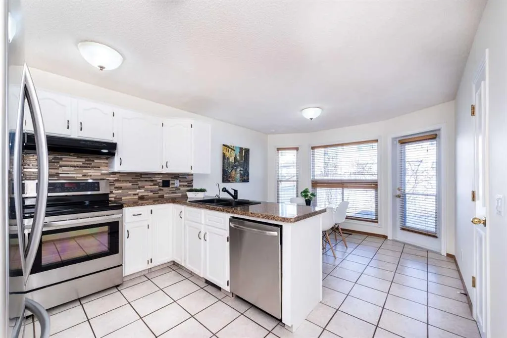 251 Douglas Woods Drive SE