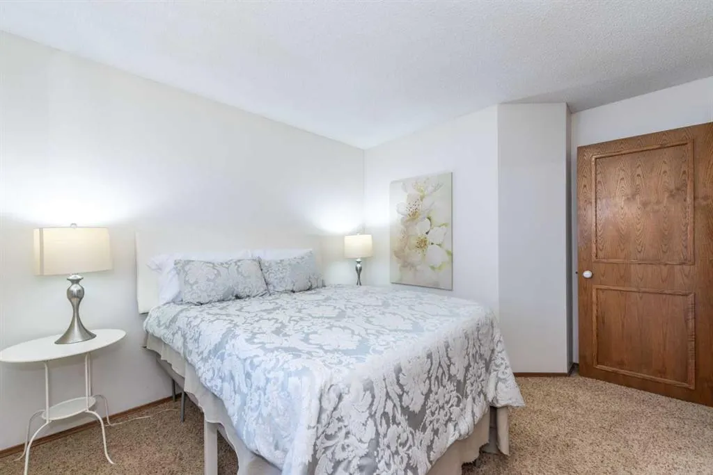 251 Douglas Woods Drive SE