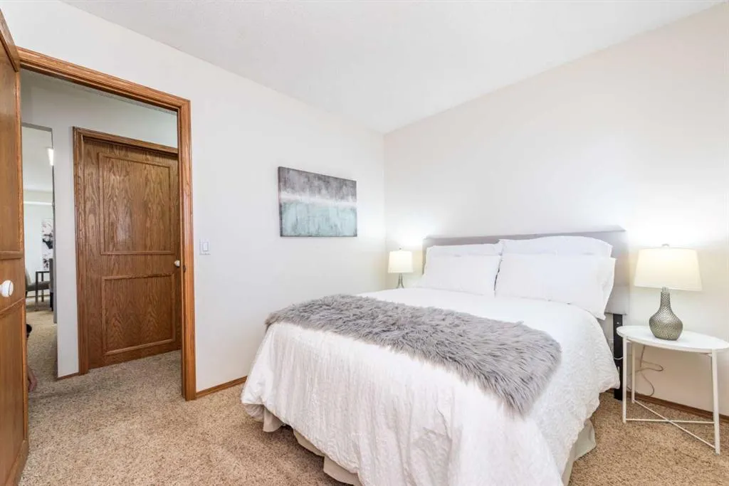251 Douglas Woods Drive SE