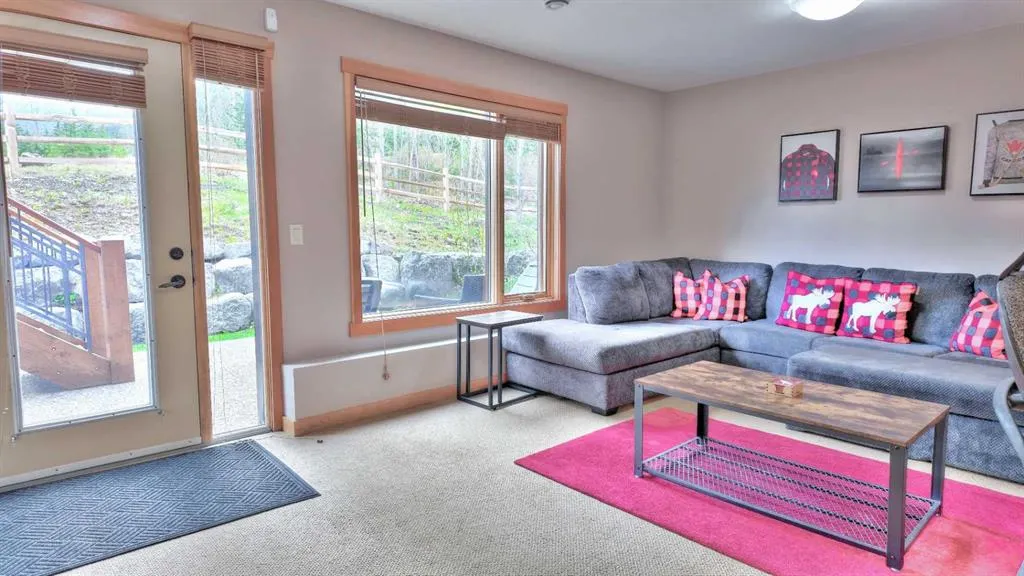 101 Armstrong Place, #1