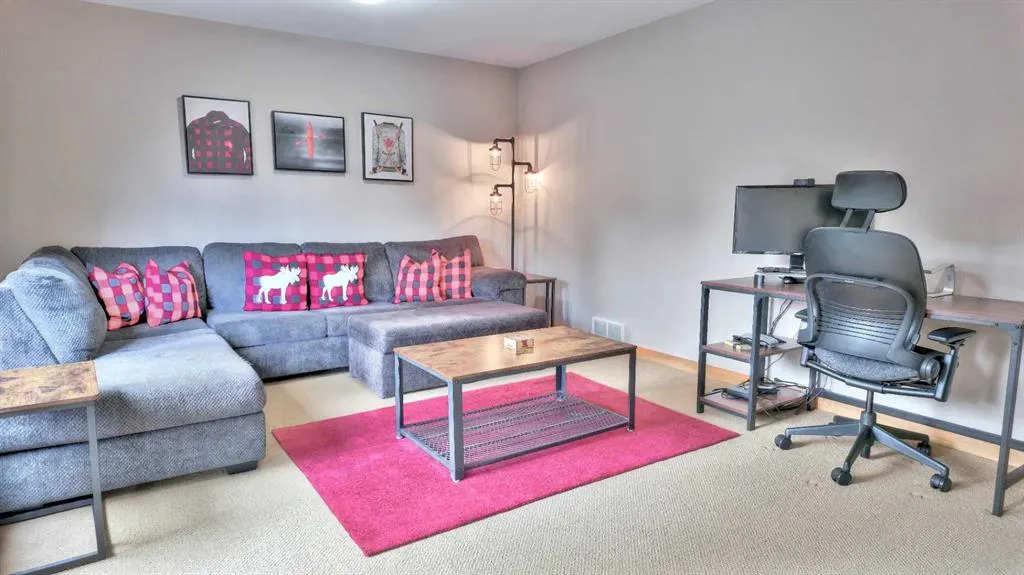 101 Armstrong Place, #1