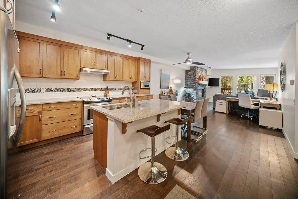 106 Stewart Creek Landing, #111