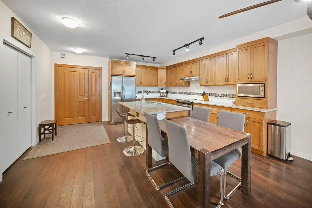 106 Stewart Creek Landing, #111
