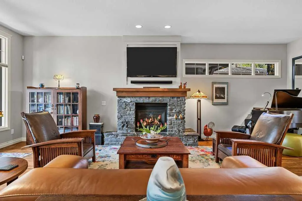 141 Stonecreek Road, #4