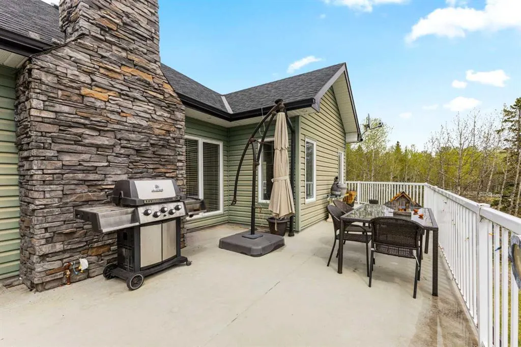 288017 160 Avenue W