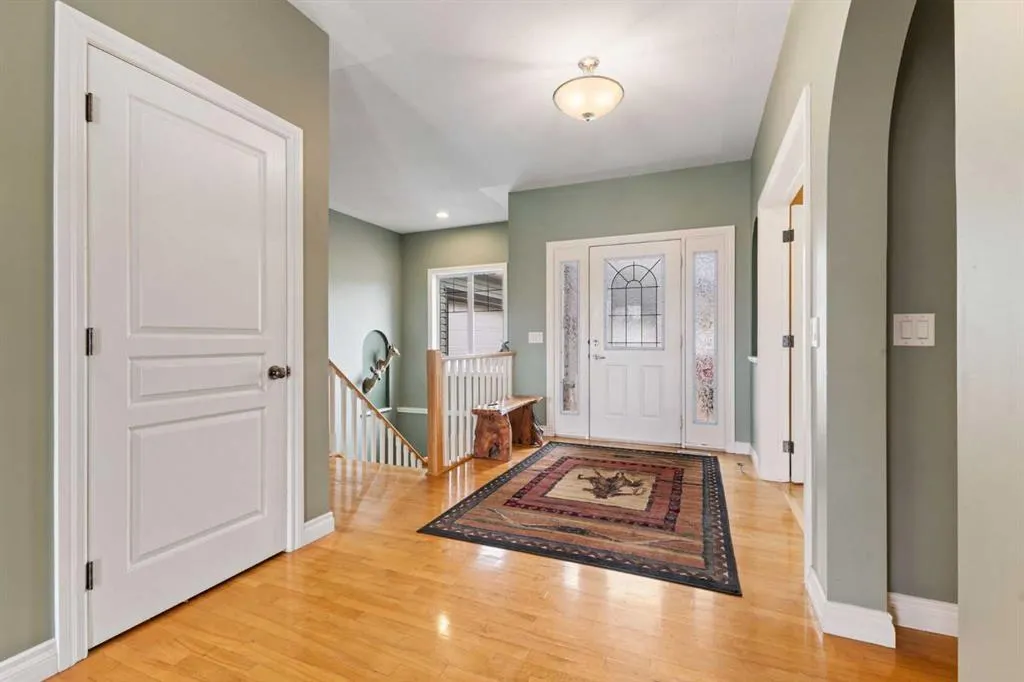 288017 160 Avenue W